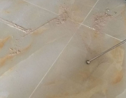 桓台瓷砖空鼓维修公司分享粘合剂选择不当在瓷砖铺贴过程中可能导致以下问题