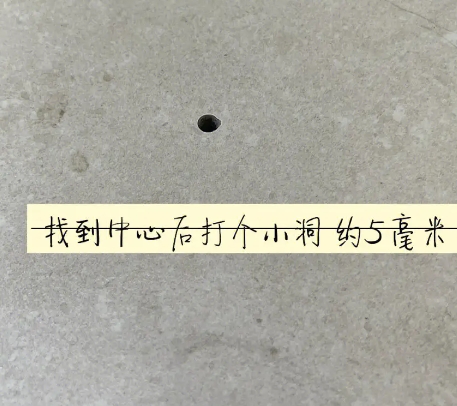 桓台瓷砖空鼓维修公司专业解答在瓷砖铺贴过程中，如果砂料搅拌不均匀，将会带来以下问题